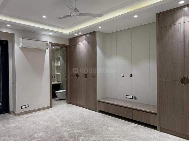 6 BHK Independent House in Sector 14 for resale Faridabad. The reference number is 20091071