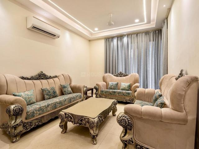 6 BHK Independent House in Sector 15 for resale Chandigarh. The reference number is 21178186