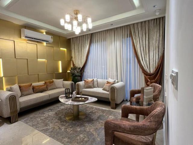 6 BHK Independent House in Sector 16 for resale Chandigarh. The reference number is 19828527
