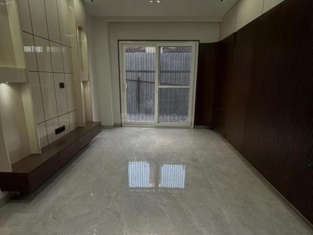 6 BHK Independent House in Sector 16A for resale Faridabad. The reference number is 20346983