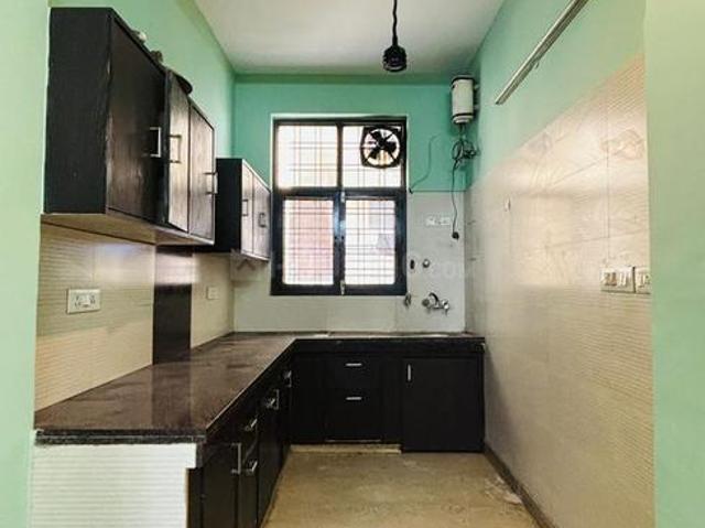6 BHK Independent House in Sector 17 for resale Gurgaon. The reference number is 20575724