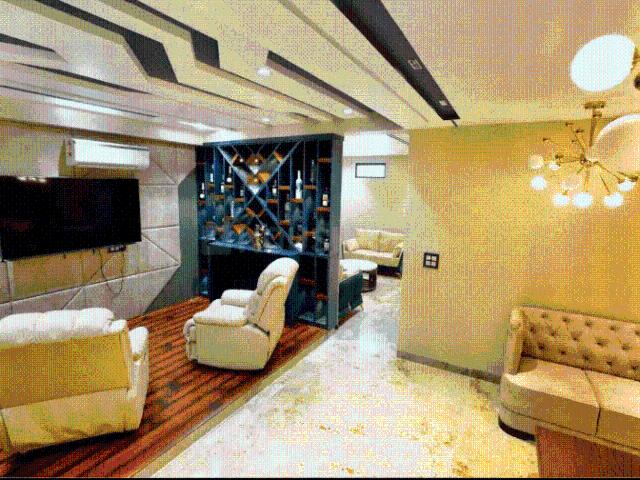 6 BHK Independent House in Sector 20 for resale Chandigarh. The reference number is 21167236