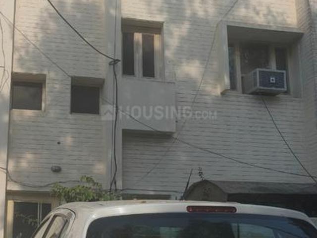 6 BHK Independent House in Sector 22 for resale Chandigarh. The reference number is 21291126