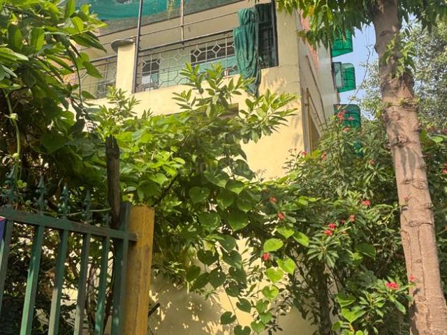 6 BHK Independent House in Sector 23 for resale Gurgaon. The reference number is 21145466