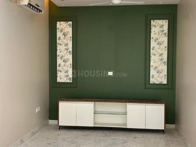 6 BHK Independent House in Sector 27 for resale Chandigarh. The reference number is 20744526