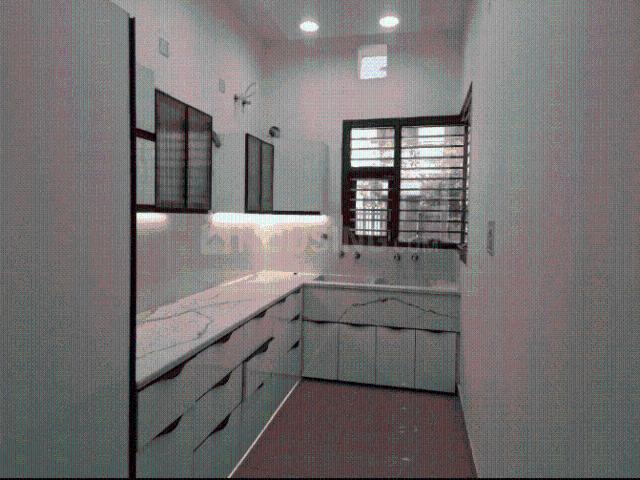 6 BHK Independent House in Sector 27 for resale Chandigarh. The reference number is 21167628
