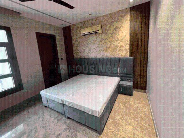 6 BHK Independent House in Sector 40 for resale Chandigarh. The reference number is 20538402