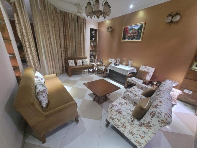 6 BHK Independent House in Sector 40 for resale Chandigarh. The reference number is 20978258