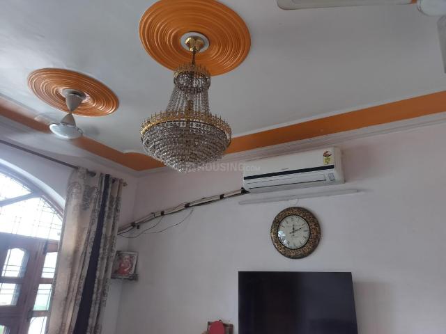 6 BHK Independent House in Sector 40 for resale Gurgaon. The reference number is 20950891