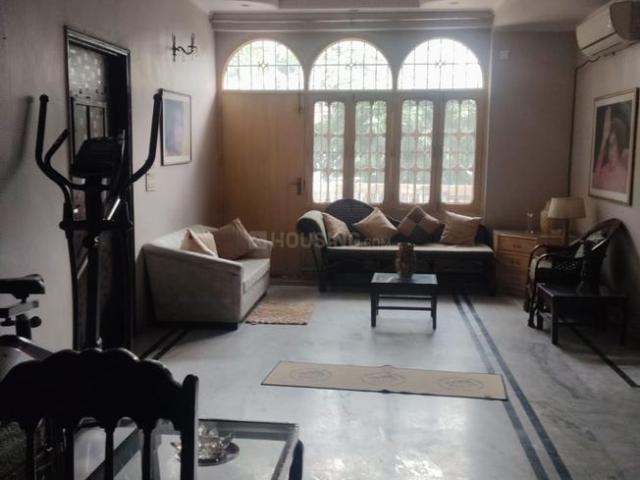 6 BHK Independent House in Sector 41 for resale Noida. The reference number is 20618364