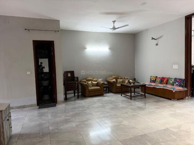 6 BHK Independent House in Sector 42 for resale Chandigarh. The reference number is 20978328