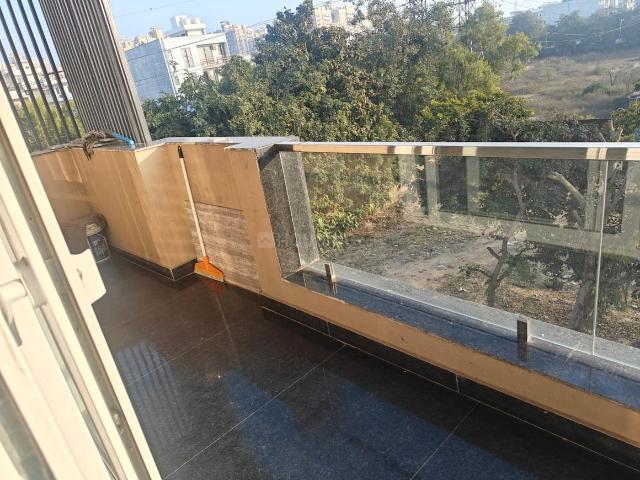 6 BHK Independent House in Sector 44 for rent Noida. The reference number is 17284526