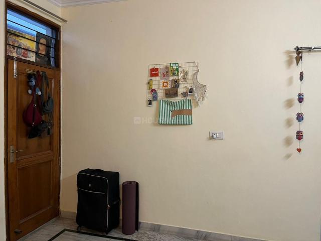 6 BHK Independent House in Sector 46 for resale Gurgaon. The reference number is 20501225