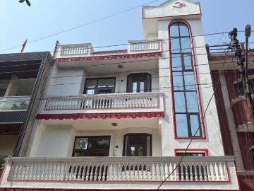 6 BHK Independent House in Sector 47 for resale Noida. The reference number is 20129041