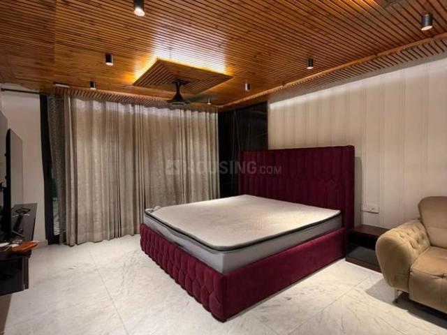 6 BHK Independent House in Sector 55 for rent Gurgaon. The reference number is 20741955