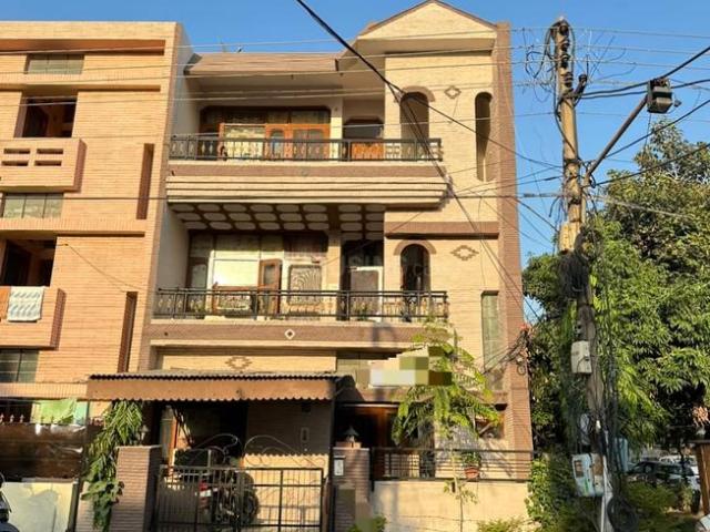 6 BHK Independent House in Sector 61 for resale Mohali. The reference number is 21351419