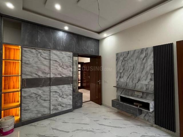 6 BHK Independent House in Sector 70 for resale Mohali. The reference number is 17809252