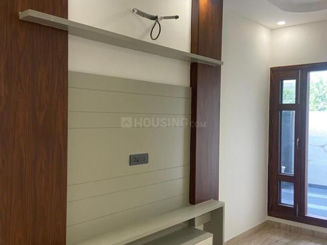 6 BHK Independent House in Sector 77 for resale Mohali. The reference number is 19603568