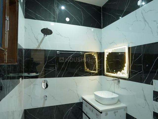 6 BHK Independent House in Sector 89 for resale Mohali. The reference number is 18061761