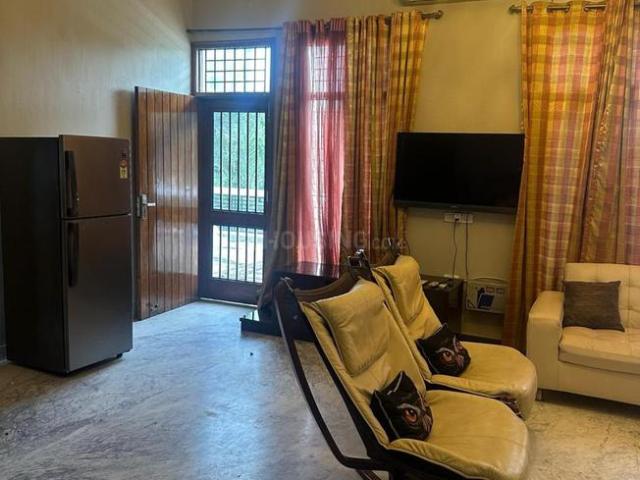 6 BHK Independent House in Sector 8 for rent Chandigarh. The reference number is 21192007