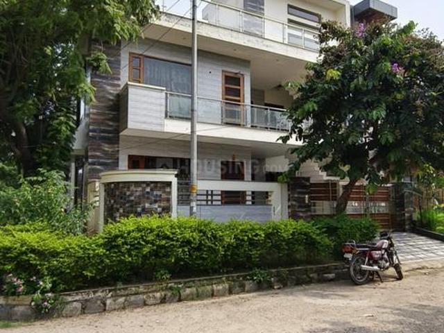 6 BHK Independent House in Sector 91 for resale Mohali. The reference number is 21041534