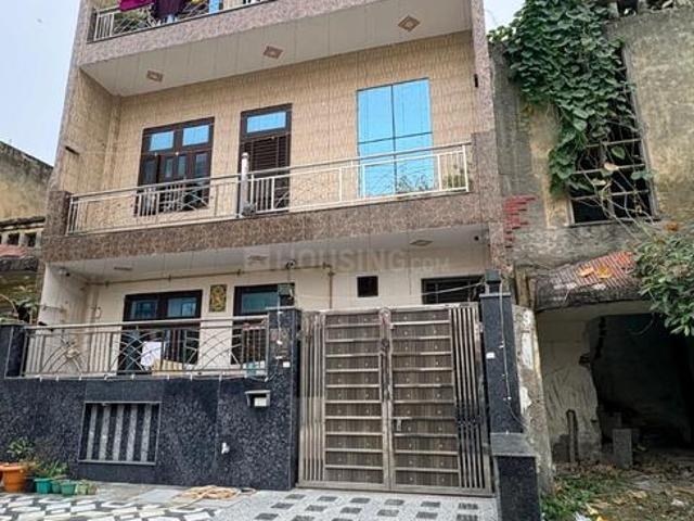 6 BHK Independent House in Sector MU 1 for resale Greater Noida. The reference number is 20156729