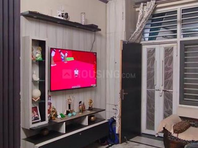 6 BHK Independent House in Shastri Nagar for resale Ghaziabad. The reference number is 20309840