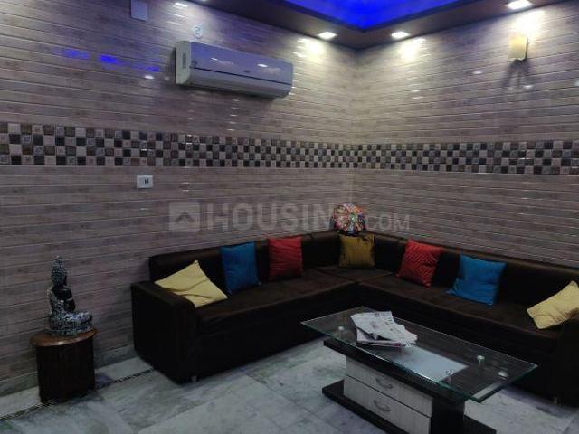 6 BHK Independent House in Subzi Mandi for resale New Delhi. The reference number is 5734427