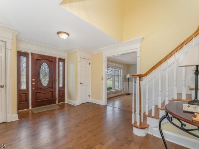 6 Bluebird Ct