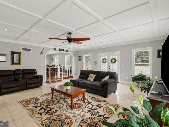 6 Bluebird Lane