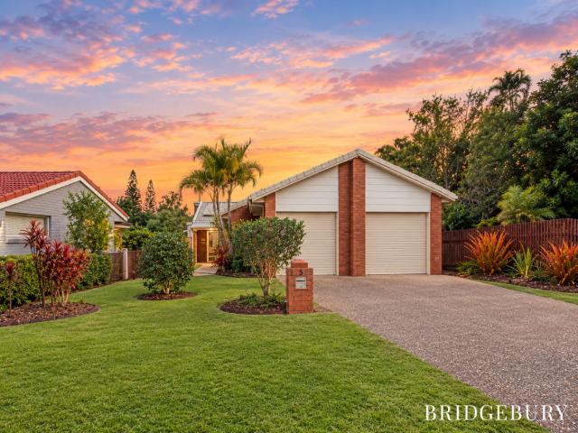 6 Booker Parade, Golden Beach