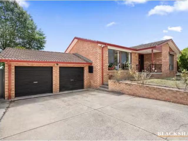 6 Bolliger Place, Florey House for rent Listed by Angela Weat.