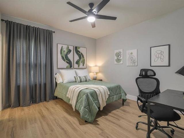 6 BR in Dallas
