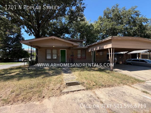 6 BR, 2 BA Apartment 1701 N Poplar Street, North Little Rock, AR 72114