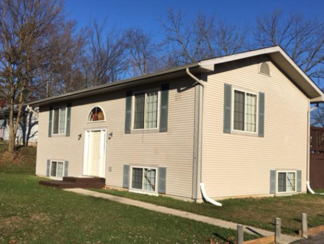 6 BR, 2 BA Apartment 1315 Lafayette Avenue, Unit 1, Kalamazoo, MI 49006