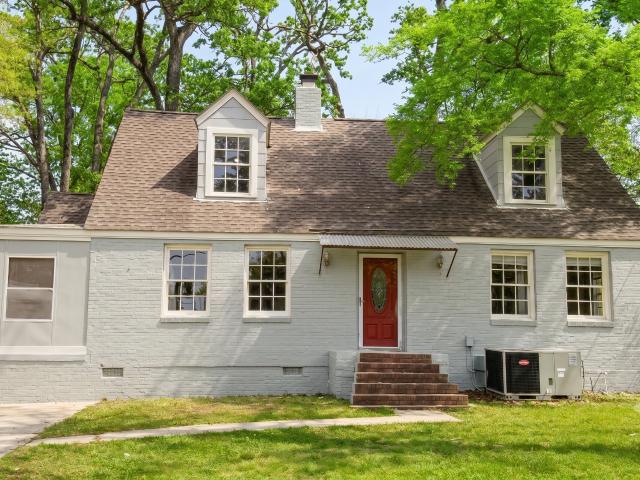 6 BR, 2 BA Apartment 2009 Bullard St, Montgomery, AL 36106