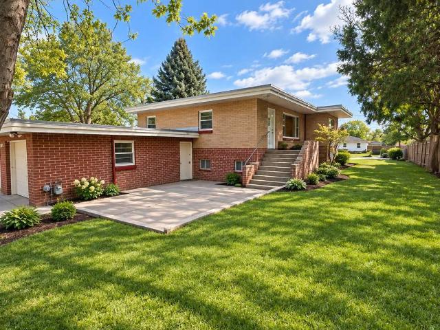 6 BR, 2 BA Apartment 88 S. Garland St Lakewood, CO 80226