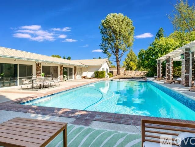6 BR, 3 BA Apartment 20302 Germain St, Los Angeles, CA 91311