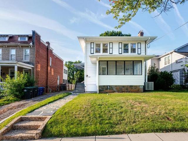 6 Br, 4 bath, Single Family 1617 Monroe St NE