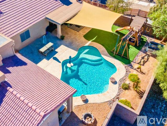 6 BR, 4 BA Apartment 820 Avalon Ave, Lake Havasu City, AZ 86404