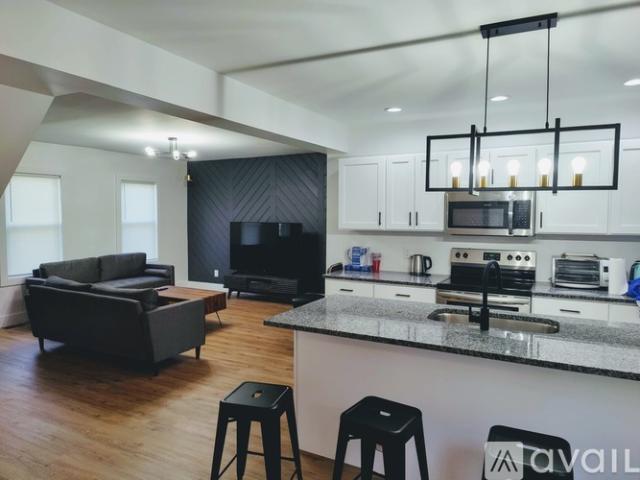 6 BR, 6 BA Apartment 82 Murray St, Binghamton, NY 13905