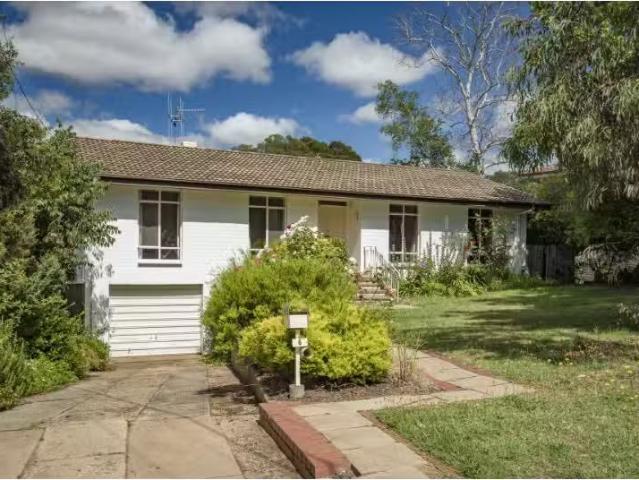 6 Brand Street, Hughes House for rent Listed by Sophie Whewel.