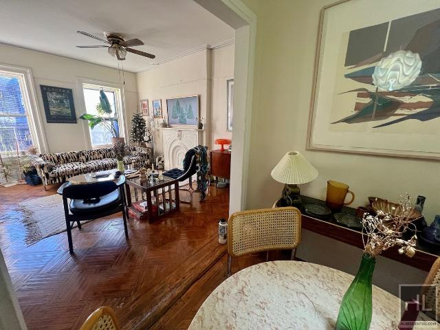 6 Brevoort Place, Brooklyn, NY