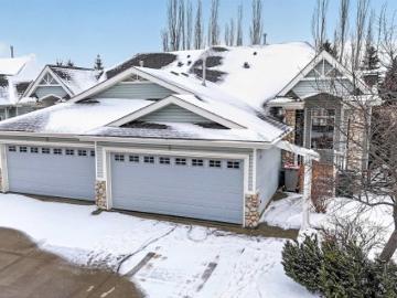 Graybriar, Stony Plain, Alberta - Parking