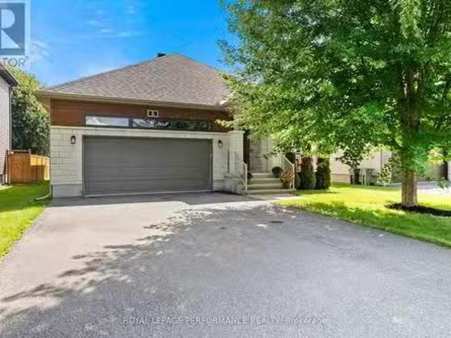 6 Brickyard Drive, Russell, ON, K4R 0B2 house for sale List.
