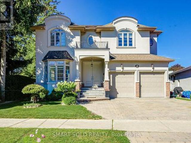 6 Brill Crescent, Toronto, ON, M2R 2X3 house for sale | Listing ID C13820 | Royal LePage
