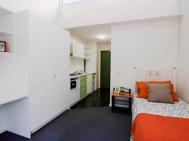 6 Bruce Street, Melbourne