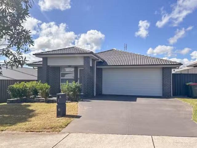 6 Cambridge Street, Thornton House for rent Listed by Kayley.