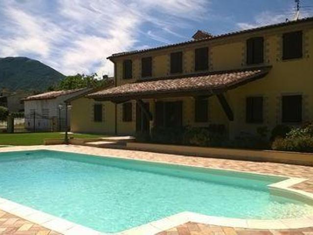 6 camere da letto, Urbino Marche 103701424