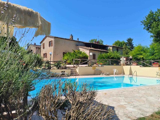6 Camere da letto Casale Toscana In vendita A9756taa 433m² Colle di Val d'Elsa